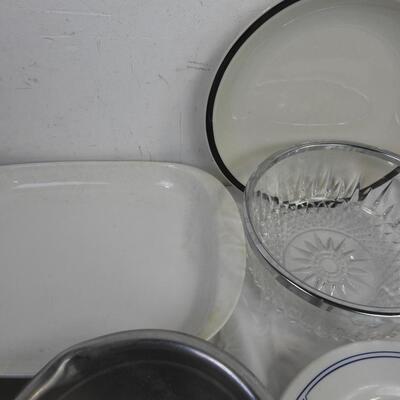 16 pc Kitchen, Sunbeam Toaster, international China Co, Ceramic Plates and Bowls