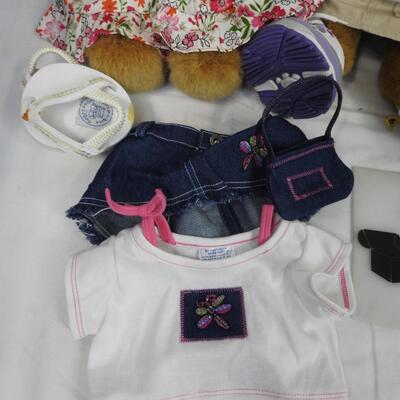4 Build a Bear Stuffed Animals with 5 Complete Outfits - Good Condition