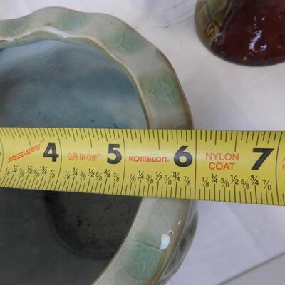 Lyon Candle Holder, Multi Color and Texture Ceramics, Green Bowl w/ Leaf Design