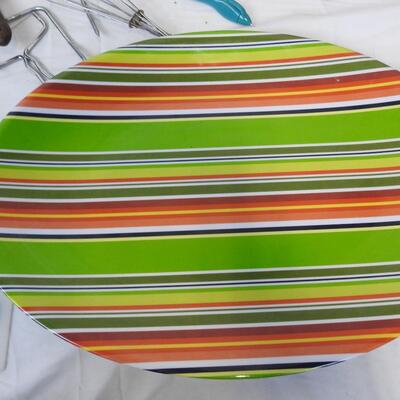 Kitchen Lot: Cast Iron Casserole Dish, Pans, Serving Trays, Utensils, 4 Knifes