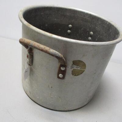 Wear Ever Aluminum Pot