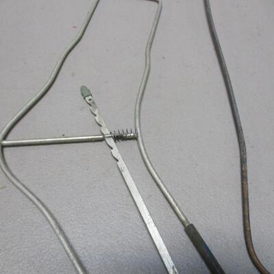 Vintage Adjustable Wire Sock Stretcher Blocker Hanger Forms