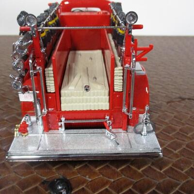 Signature 1/24 East Greenwich Fire Truck