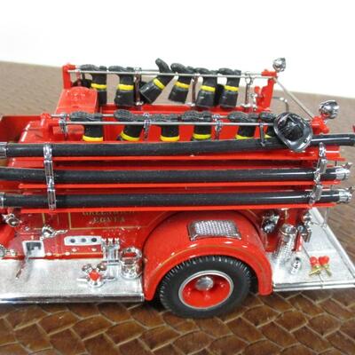 Signature 1/24 East Greenwich Fire Truck