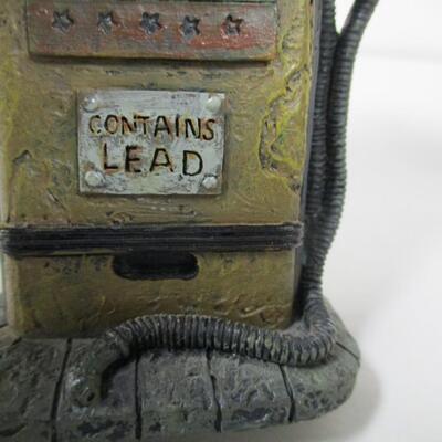 Polystone Old Car Gas Pumps