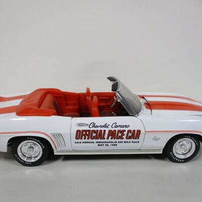 1:18 Ertl Chevy Camaro '69 Convertible Indy 500 Pace Car