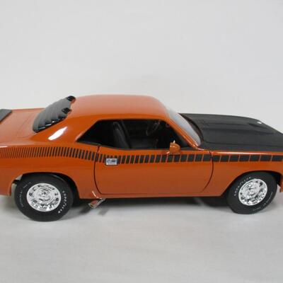 Plymouth Barracuda Orange AAR CUDA Scale 1/18