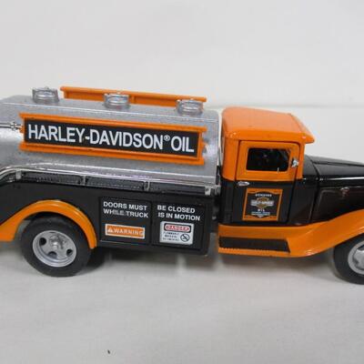 1934 Ford Oil Tanker - Harley Davidson 1/43 Scale