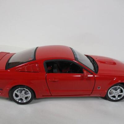 Team Caliber 1/18 diecast 2005 Ford Mustang Roush Stage 3 Limited Edition