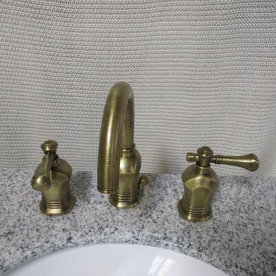 Newport 31" Vanity Combo With Faucet