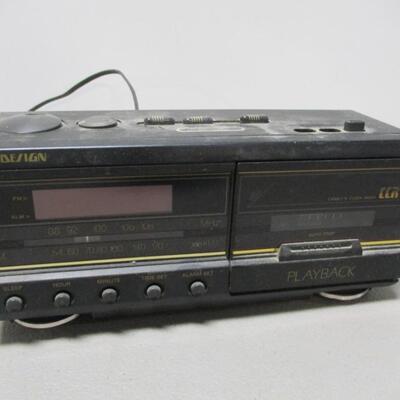 Vintage Soundesign AM/FM Electronic Clock Radio Cassette Tape Player Model 3827