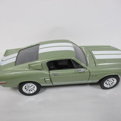 1968 Ford Shelby 500K Road Legends & 1969/1970 Chevrolet Nova SS  Scale 1/18