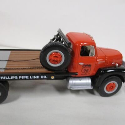 Auto Repair & Towing Trucks