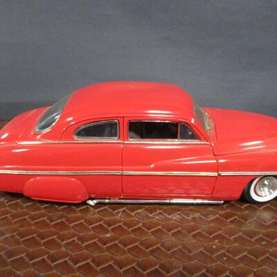 ERTL 1951 Mercury & Maisto 1962 Chevrolet Bel Air Scale 1/18