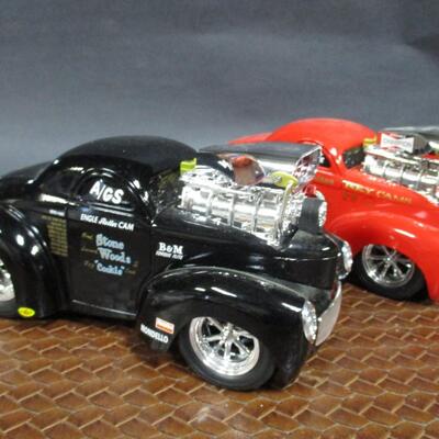 2001 Funline Muscle Machines Die Cast Black Daimler Chrysler  Scale 1/18