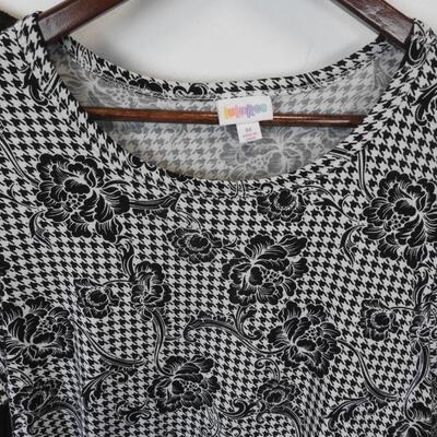 2 pc LuLaRoe Outfit: B&W Swing Dress sz Med & Black Long Cardigan sz Large