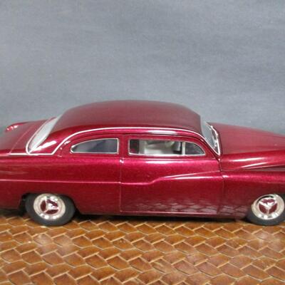 Ertl American Muscle 1951 Mercury & 1970 Chevelle Welly  Scale 1/18