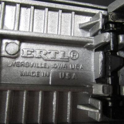 Ertl Trucks & Trailers