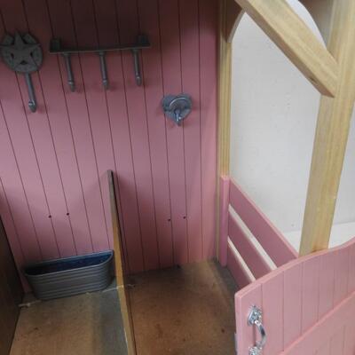Pink 2' x 1' x 20" Wooden Stables, 1 Doors Need Installment, Good Condition