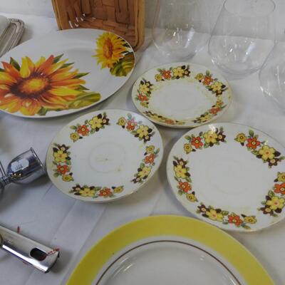 17 pc Kitchen, Stemless Wine Glasses, Woven Bread Basket, Metal Butter Dish