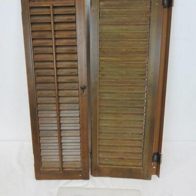 2 Wooden Window Blinds