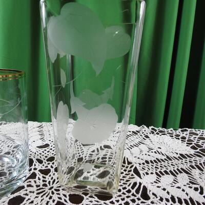 Pair of vases