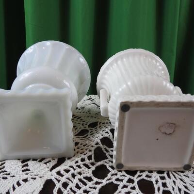 Milk glass vase