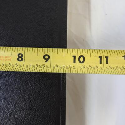 Blue Ribbon New Standard Reference Bible, Great Condition With Carrying Case
