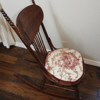 Armless Granny Rocking Chair