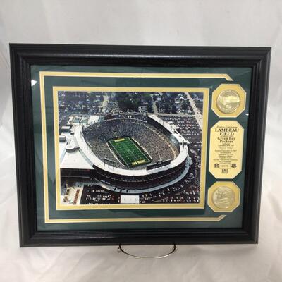 (14) PACKERS | Lambeau Field Framed Collector Piece