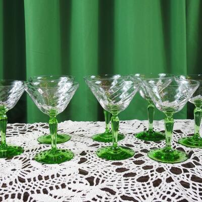 Swirl wine/dessert glasses