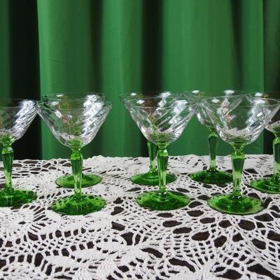 Swirl wine/dessert glasses