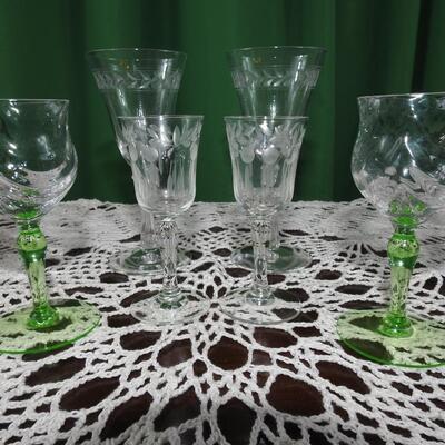 Assorted glassware