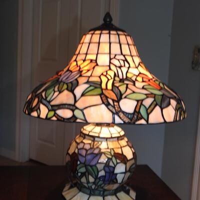 Vintage Tiffany style stained glass double lighted table lamp