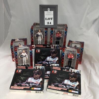 (24) NASCAR | Dale Earnhardt Collectibles