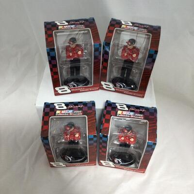 (24) NASCAR | Dale Earnhardt Collectibles