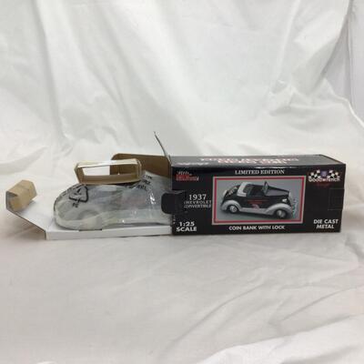 (27) NASCAR | Dale Earnhardt Sr. Collectibles