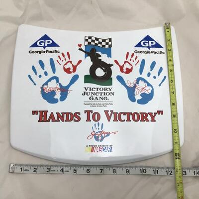 (28) NASCAR | Miniature Hoods | Collectibles