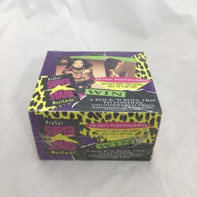 (36) CARDS | Factory Sealed Pro Set Super Stars MusiCards