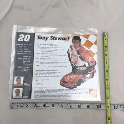 (42) NASCAR | 35+ Tony Stewart Driver Cards