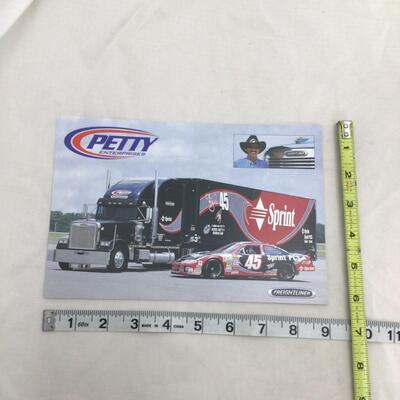 (46) NASCAR | 40+ Richard Petty and Petty Enterprises Driver Cards