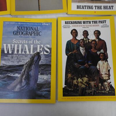 10 National Geographic Magazines, 2021