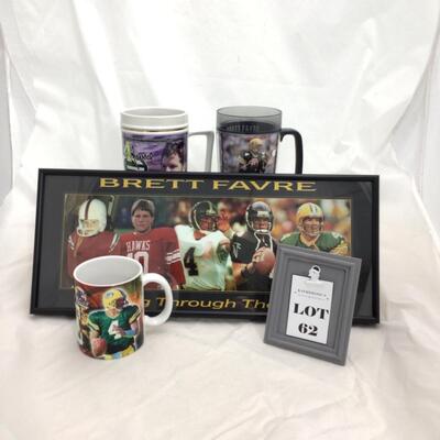 (62) PACKERS | Brett Farve Framed Photograph | Drinkware