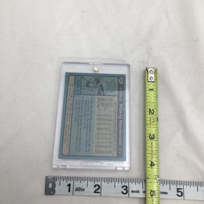(65) TOPPS | 1980â€™s Ricky Henderson Rookie Card