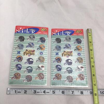 (74) NFL | Mixed Group of NFL Branded Football Collectibles