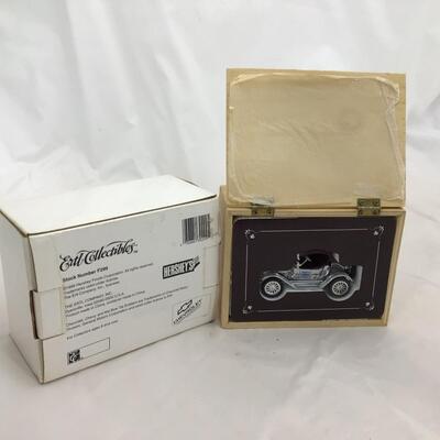 (77) ERTL | Hershey Boxed ERTL car | Ertl Fire Truck