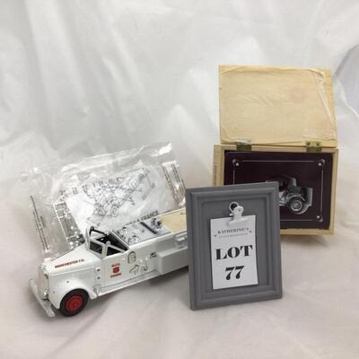 (77) ERTL | Hershey Boxed ERTL car | Ertl Fire Truck