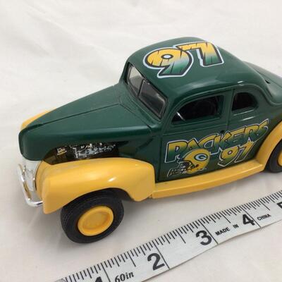 (78) PACKERS | Packers 97 Collector Car | Miniature Packer car with Bobblehead