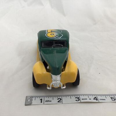 (78) PACKERS | Packers 97 Collector Car | Miniature Packer car with Bobblehead
