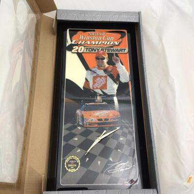 (82) NASCAR | Tony Stewart 2002 Clock